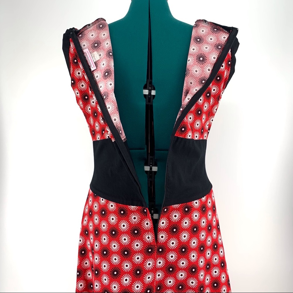 Heartbreaker Retro Fifties Style 'Astro' Dress, Large - Picture 10 of 16